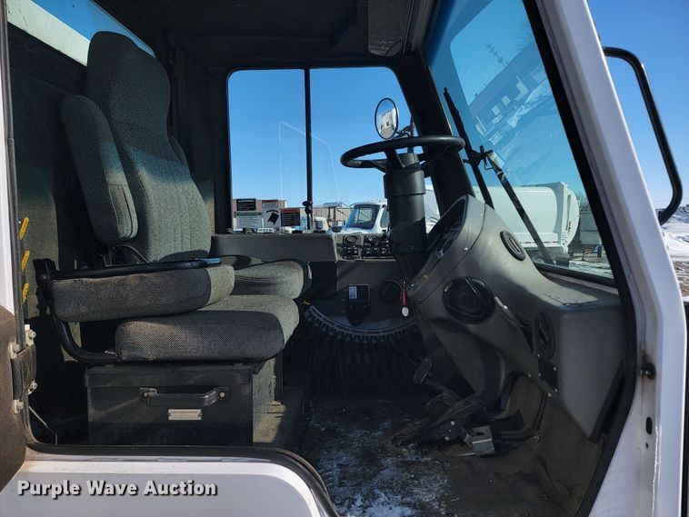 image for item LV9351 Allianz Johnston 3000  street sweeper