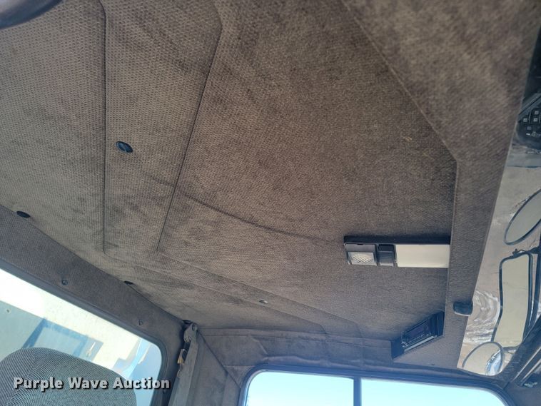 image for item LV9351 Allianz Johnston 3000  street sweeper