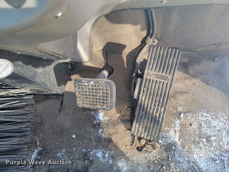 image for item LV9351 Allianz Johnston 3000  street sweeper