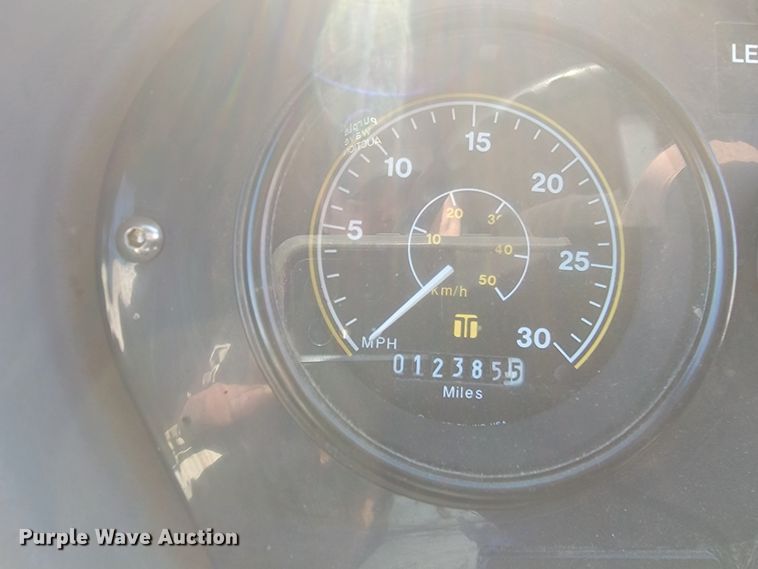 image for item LV9351 Allianz Johnston 3000  street sweeper