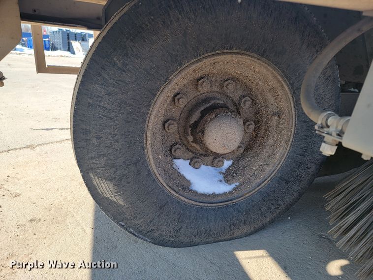 image for item LV9351 Allianz Johnston 3000  street sweeper