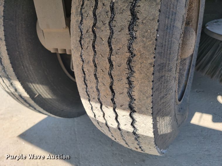 image for item LV9351 Allianz Johnston 3000  street sweeper