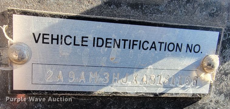 image for item LV9351 Allianz Johnston 3000  street sweeper