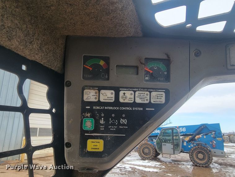 image for item LV9387 2005 Bobcat S185  skid steer loader