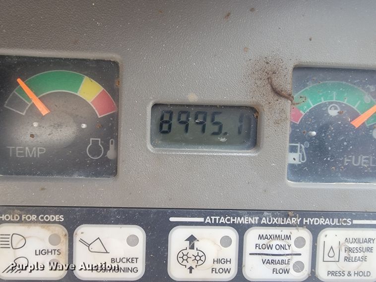 image for item LV9387 2005 Bobcat S185  skid steer loader