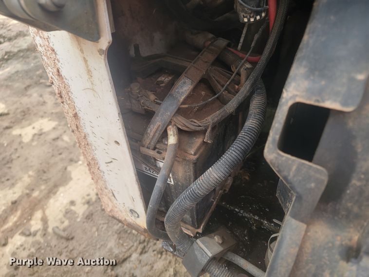 image for item LV9387 2005 Bobcat S185  skid steer loader