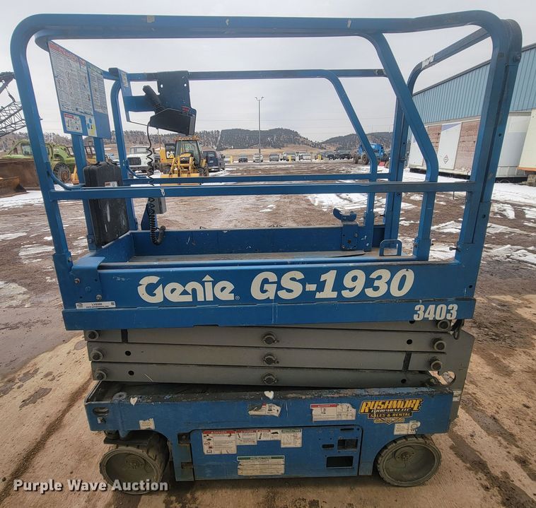 image for item LV9388 Genie GS-1930  scissor lift