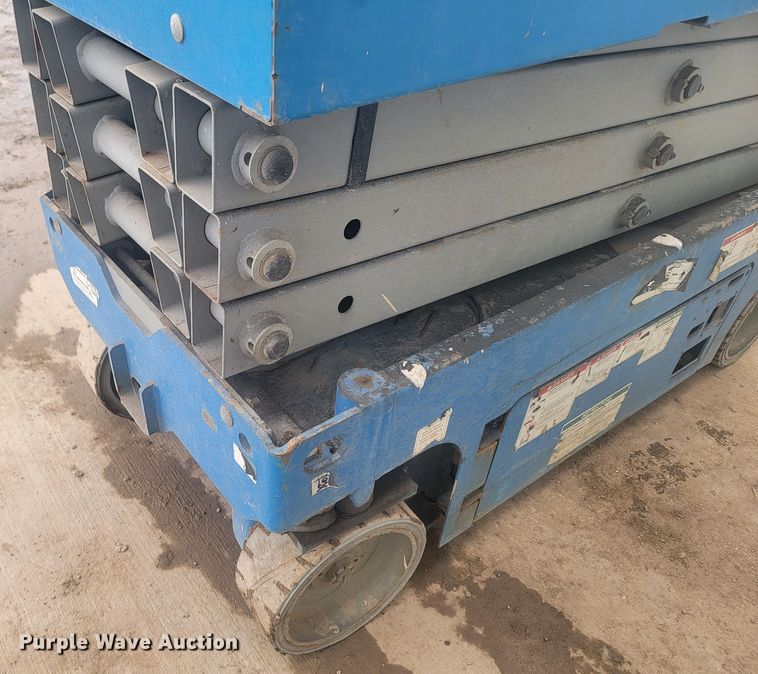 image for item LV9388 Genie GS-1930  scissor lift