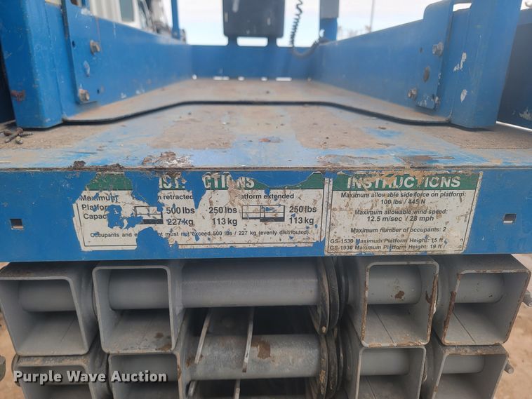 image for item LV9388 Genie GS-1930  scissor lift