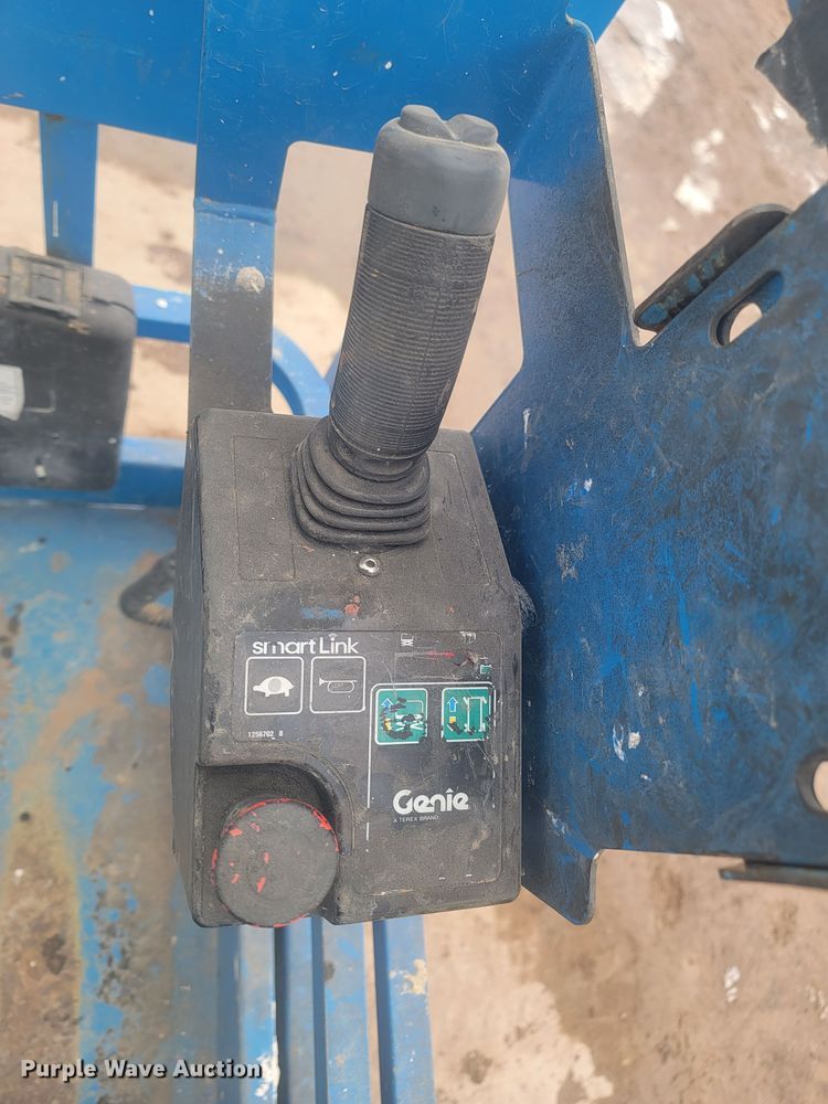 image for item LV9388 Genie GS-1930  scissor lift