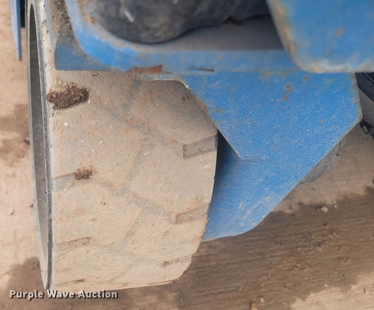 image for item LV9388 Genie GS-1930  scissor lift