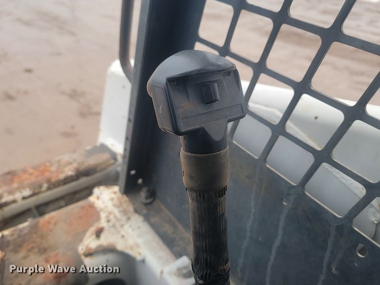 image for item LV9389 1996 Bobcat 763  skid steer loader