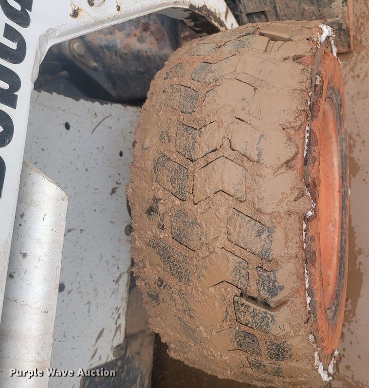 image for item LV9389 1996 Bobcat 763  skid steer loader