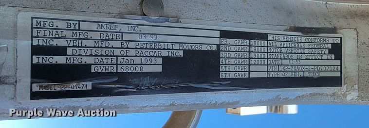 image for item LV9418 1993 Perterbilt 320  roll-off container truck