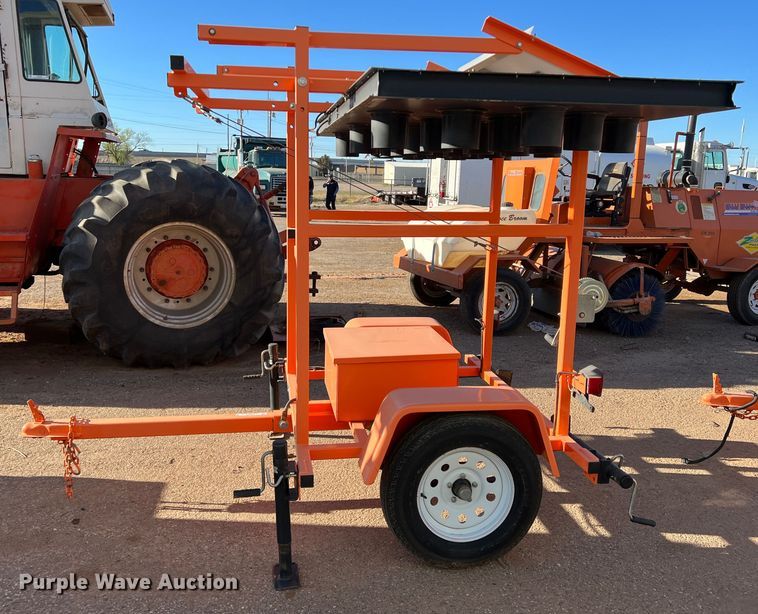 image for item LW9276 2008 K&K Systems  arrow board trailer