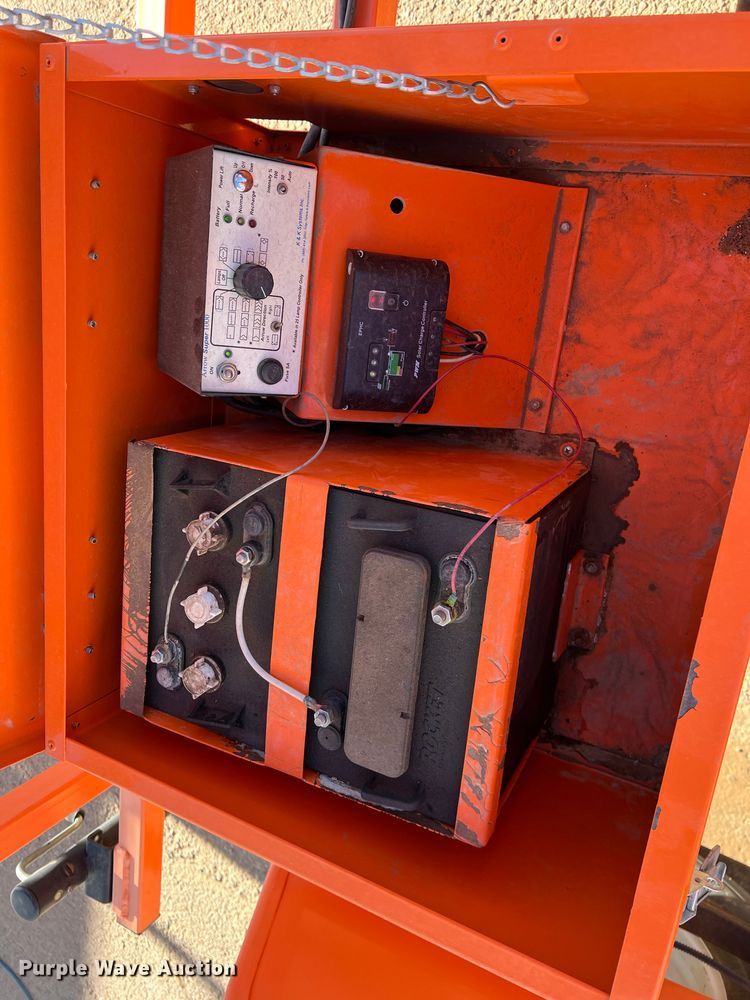 image for item LW9277 2008 K&K Systems  arrow board trailer