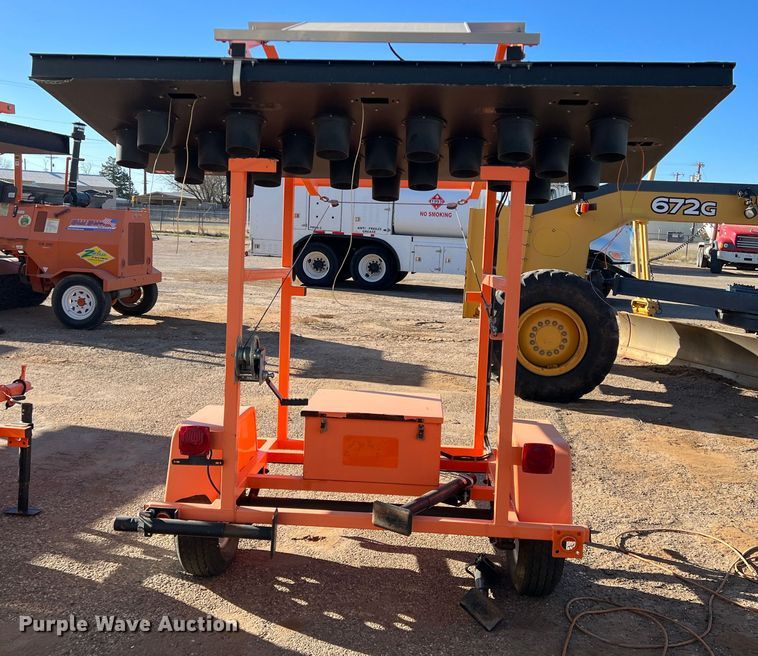 image for item LW9279 2008 K&K Systems  arrow board trailer