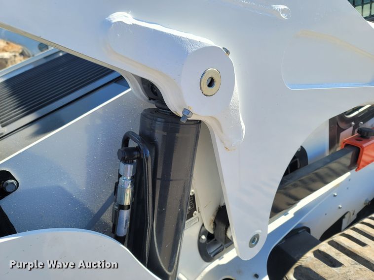 image for item MB9859 2022 Bobcat T870  tracked skid steer loader