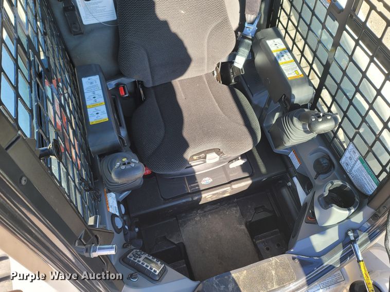 image for item MB9859 2022 Bobcat T870  tracked skid steer loader