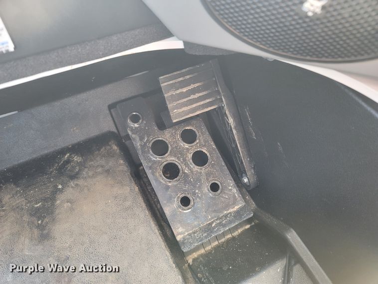 image for item MB9859 2022 Bobcat T870  tracked skid steer loader