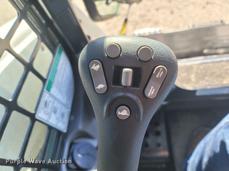 image for item MB9859 2022 Bobcat T870  tracked skid steer loader