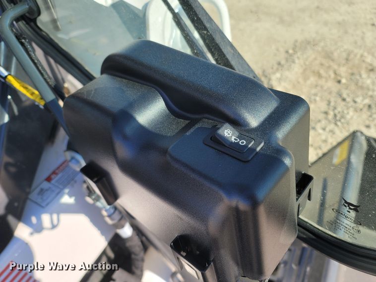 image for item MB9859 2022 Bobcat T870  tracked skid steer loader