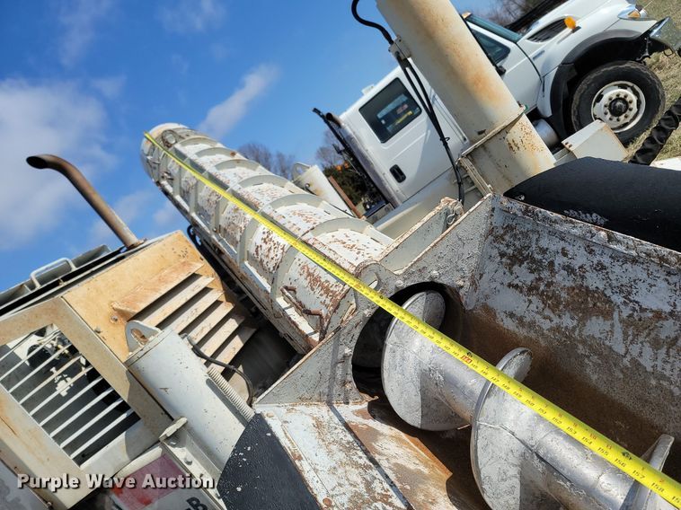 image for item MB9879 Power Curber 5700D  curb machine