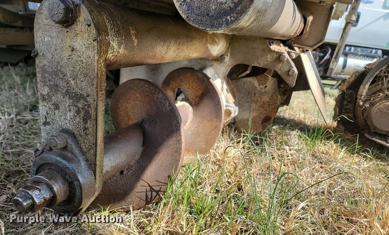 image for item MB9879 Power Curber 5700D  curb machine