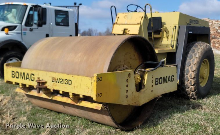 image for item MB9881 1986 Bomag BW213D  single drum vibratory roller