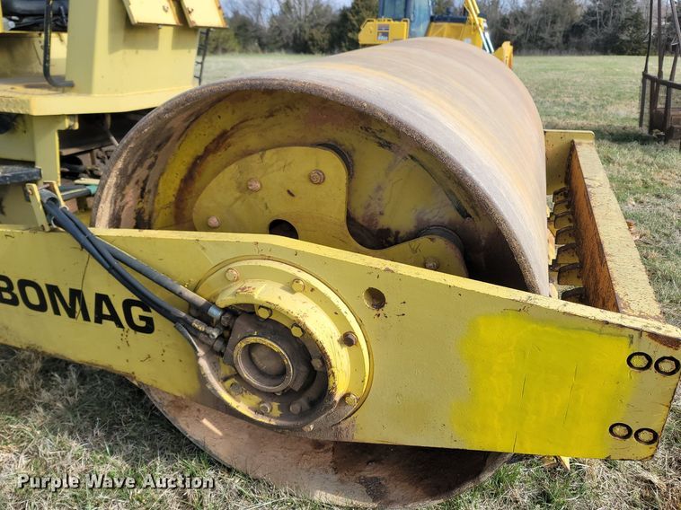 image for item MB9881 1986 Bomag BW213D  single drum vibratory roller