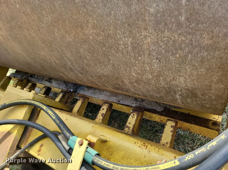 image for item MB9881 1986 Bomag BW213D  single drum vibratory roller