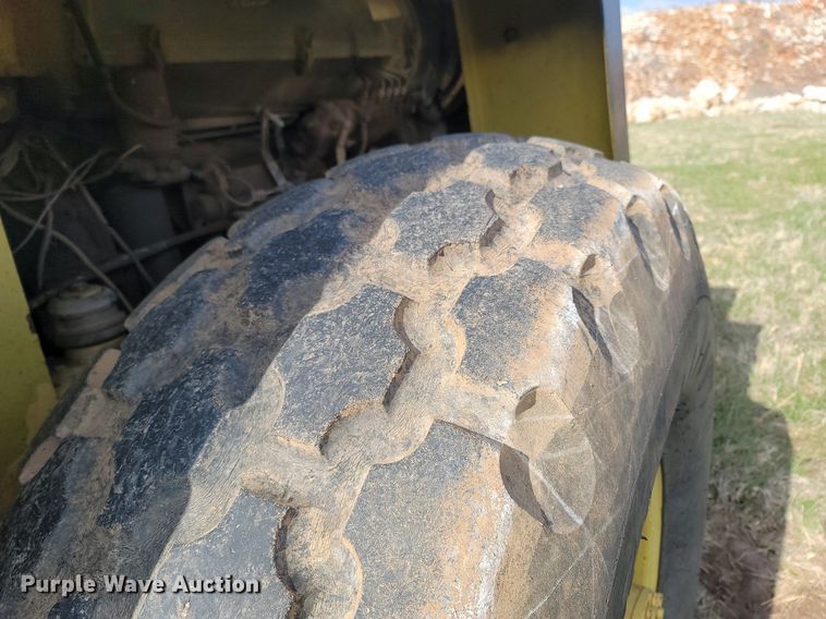 image for item MB9881 1986 Bomag BW213D  single drum vibratory roller