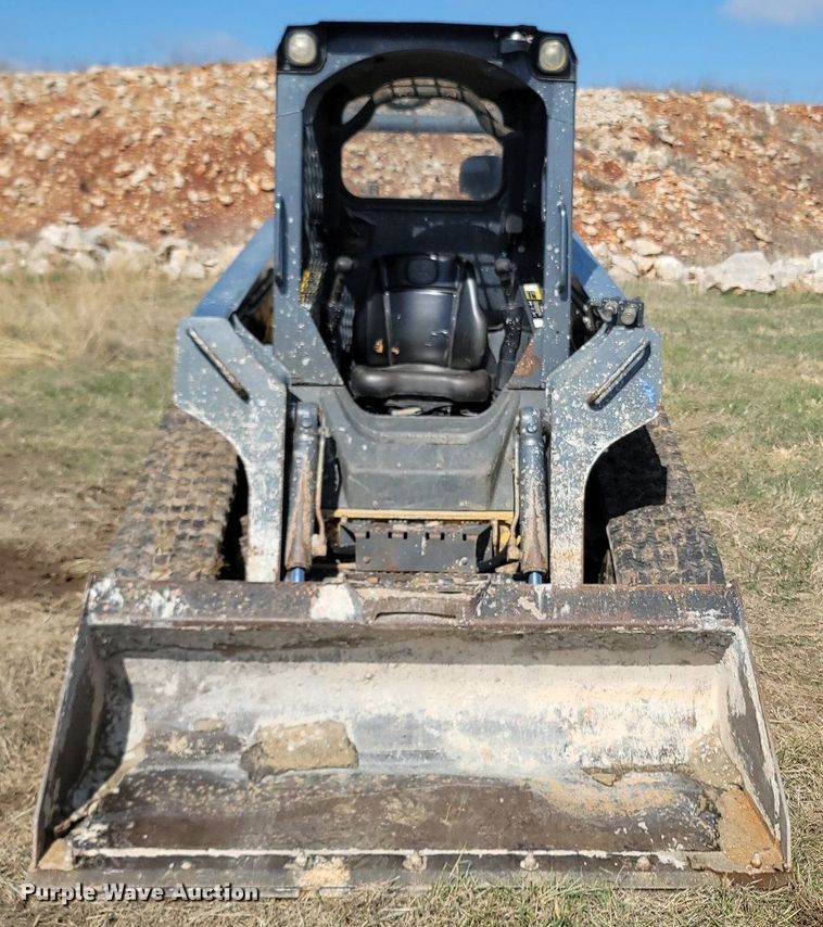 image for item MB9883 2013 John Deere 323D  tracked skid steer loader