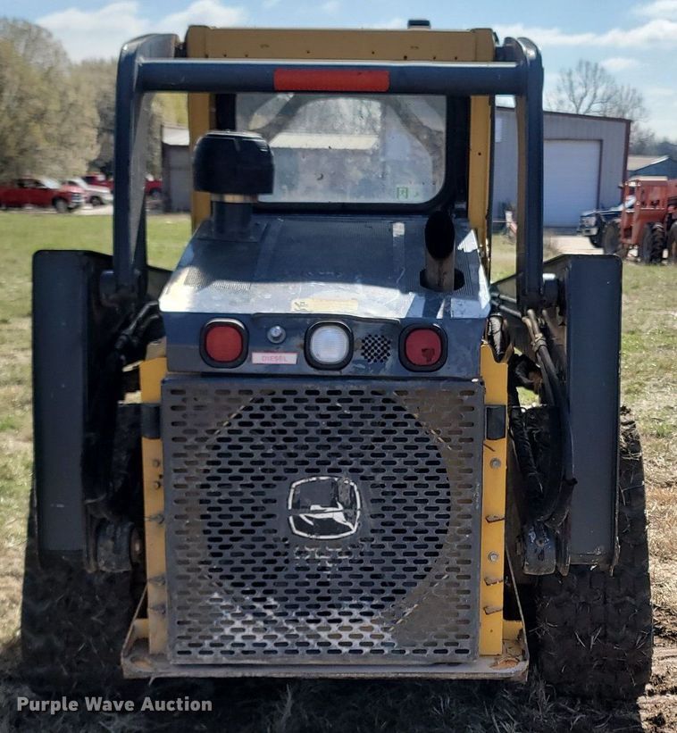 image for item MB9883 2013 John Deere 323D  tracked skid steer loader