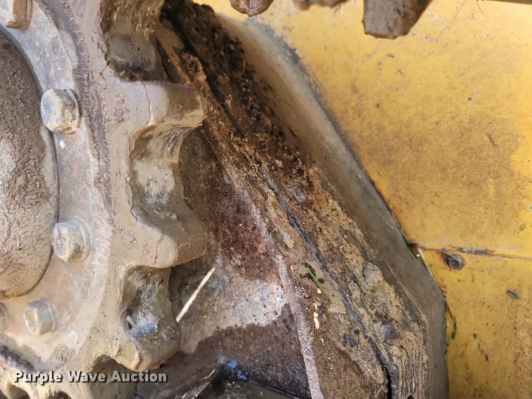 image for item MB9883 2013 John Deere 323D  tracked skid steer loader