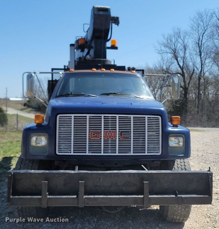 image for item MB9886 1990 GMC TopKick C6000  crane truck