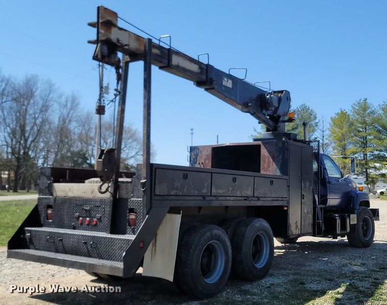 image for item MB9886 1990 GMC TopKick C6000  crane truck