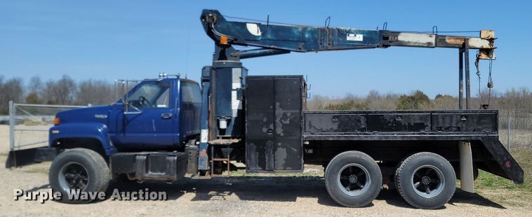 image for item MB9886 1990 GMC TopKick C6000  crane truck