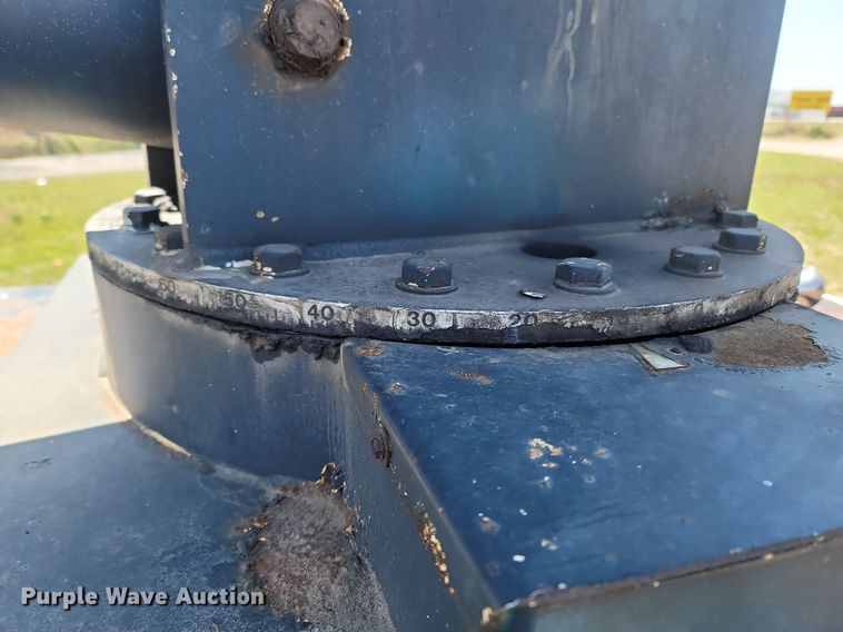 image for item MB9886 1990 GMC TopKick C6000  crane truck