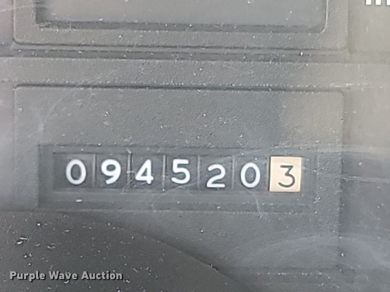 image for item MB9886 1990 GMC TopKick C6000  crane truck