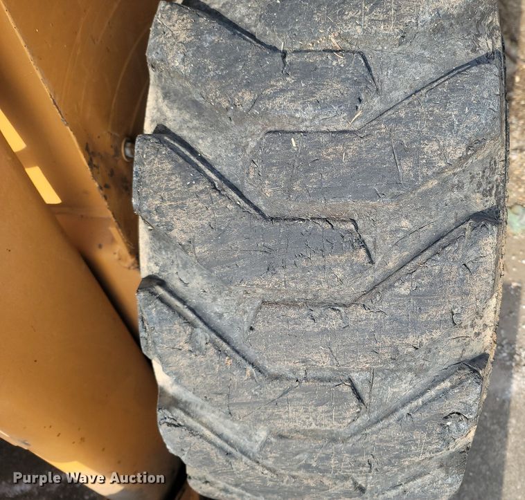 image for item MB9887 Case 1845  skid steer loader