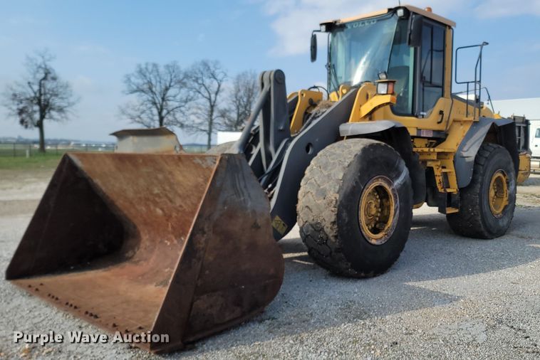 image for item MB9889 2008 Volvo L120F  wheel loader