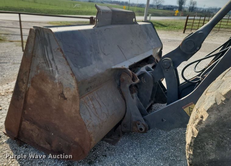 image for item MB9889 2008 Volvo L120F  wheel loader