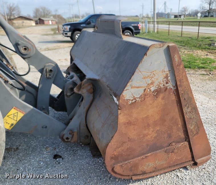 image for item MB9889 2008 Volvo L120F  wheel loader