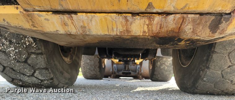 image for item MB9889 2008 Volvo L120F  wheel loader