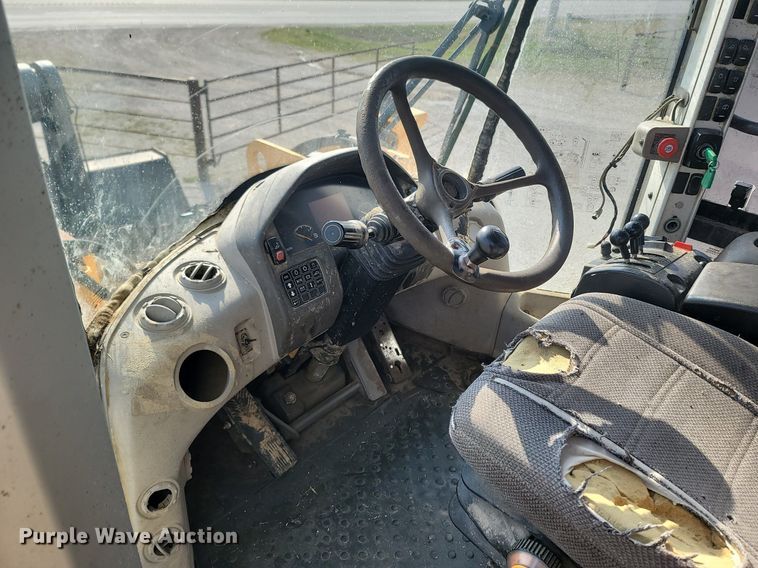 image for item MB9889 2008 Volvo L120F  wheel loader