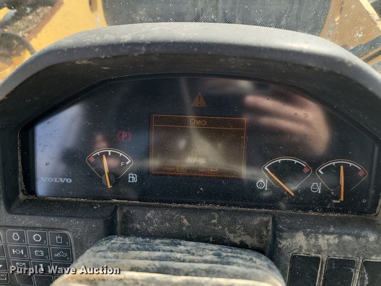 image for item MB9889 2008 Volvo L120F  wheel loader