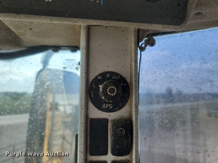 image for item MB9889 2008 Volvo L120F  wheel loader