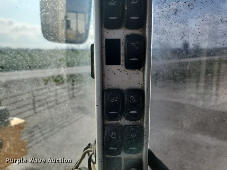 image for item MB9889 2008 Volvo L120F  wheel loader