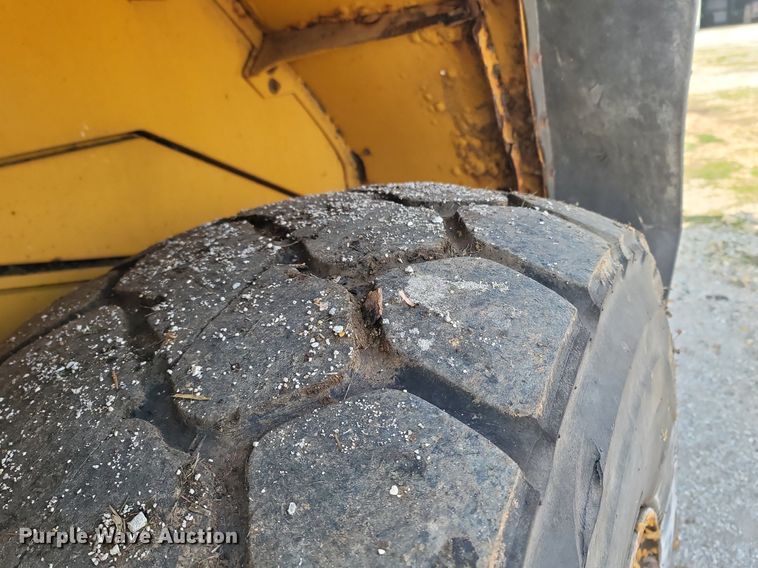 image for item MB9889 2008 Volvo L120F  wheel loader